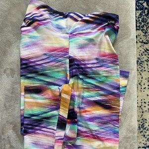 LiCi Fit Electric Sunset high waist scrunch leggings size L